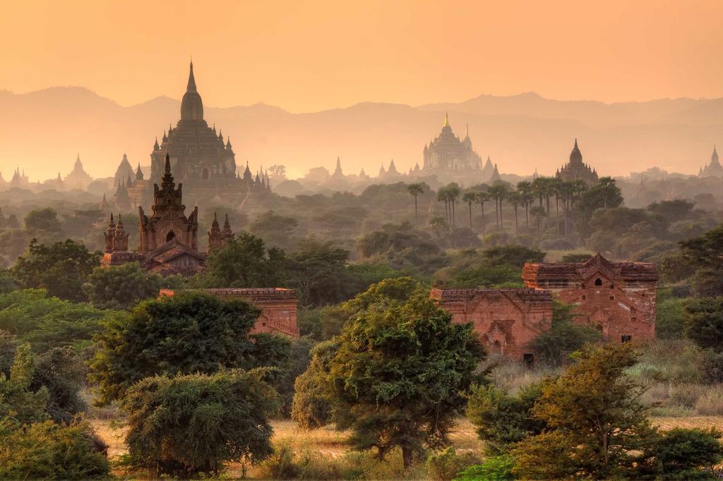 Arthawka Hotel New Bagan Exterior photo