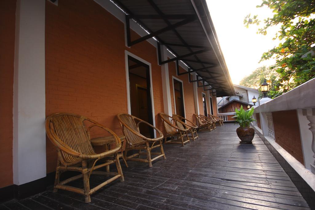 Arthawka Hotel New Bagan Exterior photo